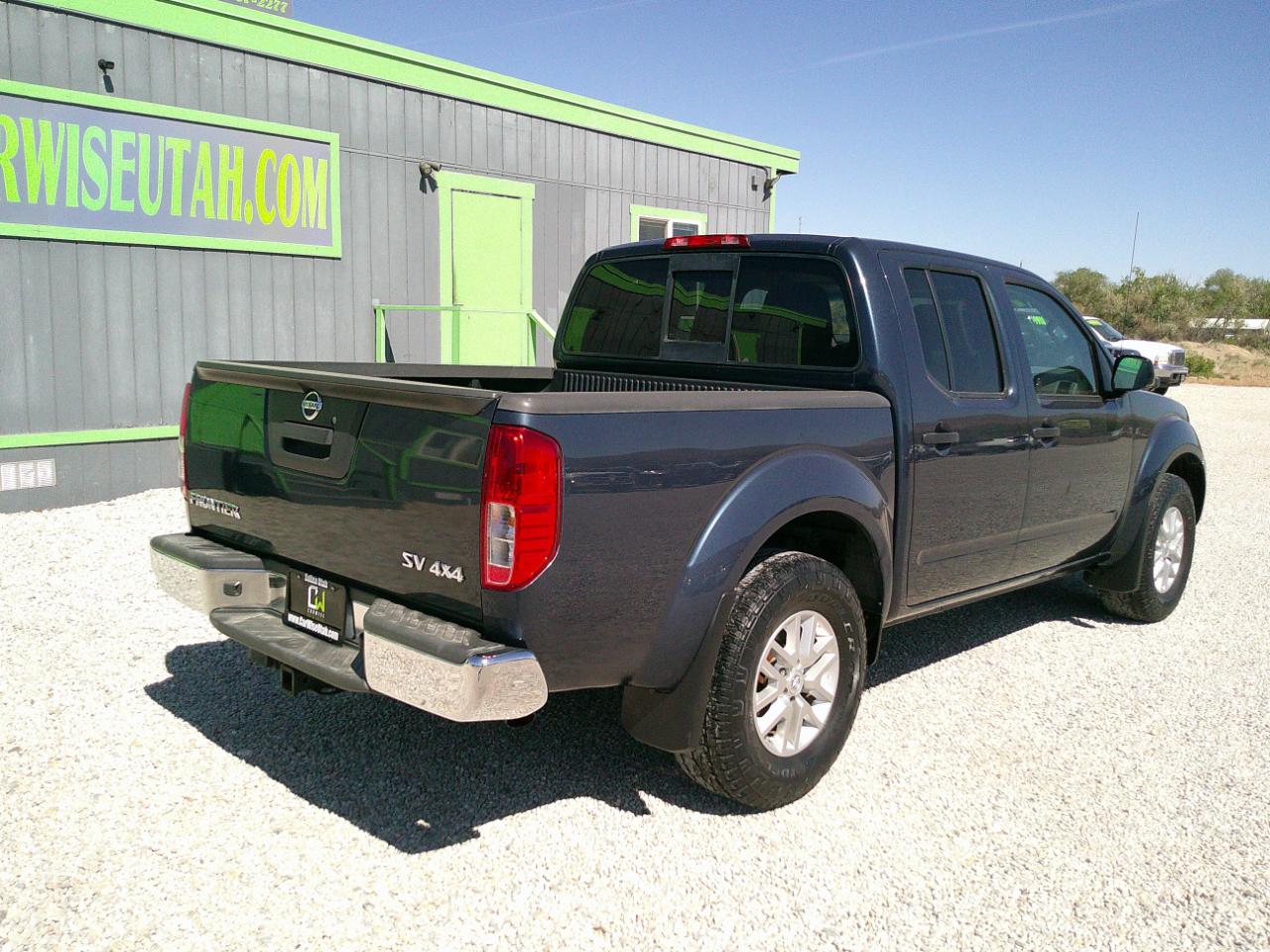 Nissan Frontier SV Crew Cab 4WD 2016