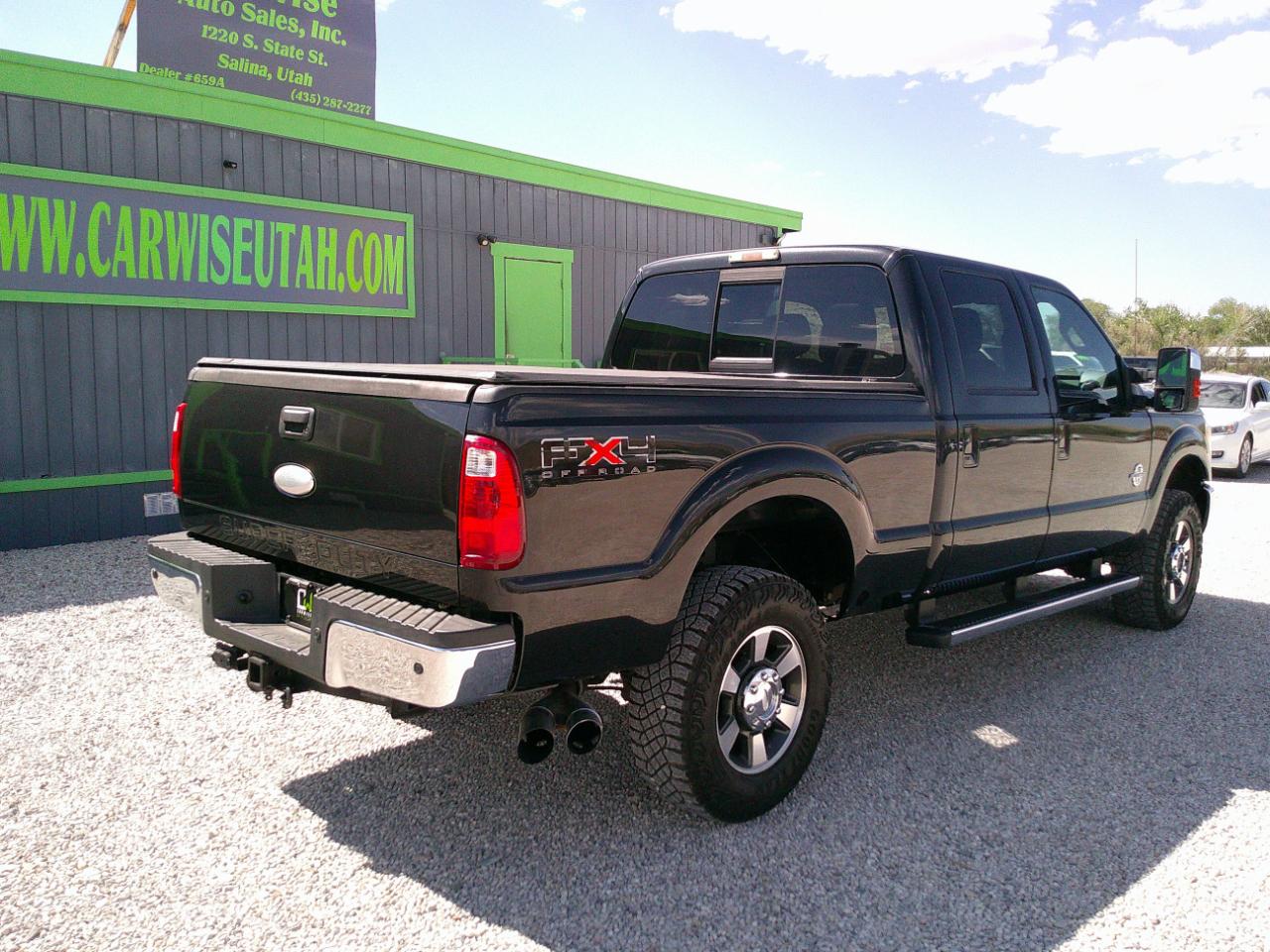 Ford F-350 SD Lariat Crew Cab 4WD 2011