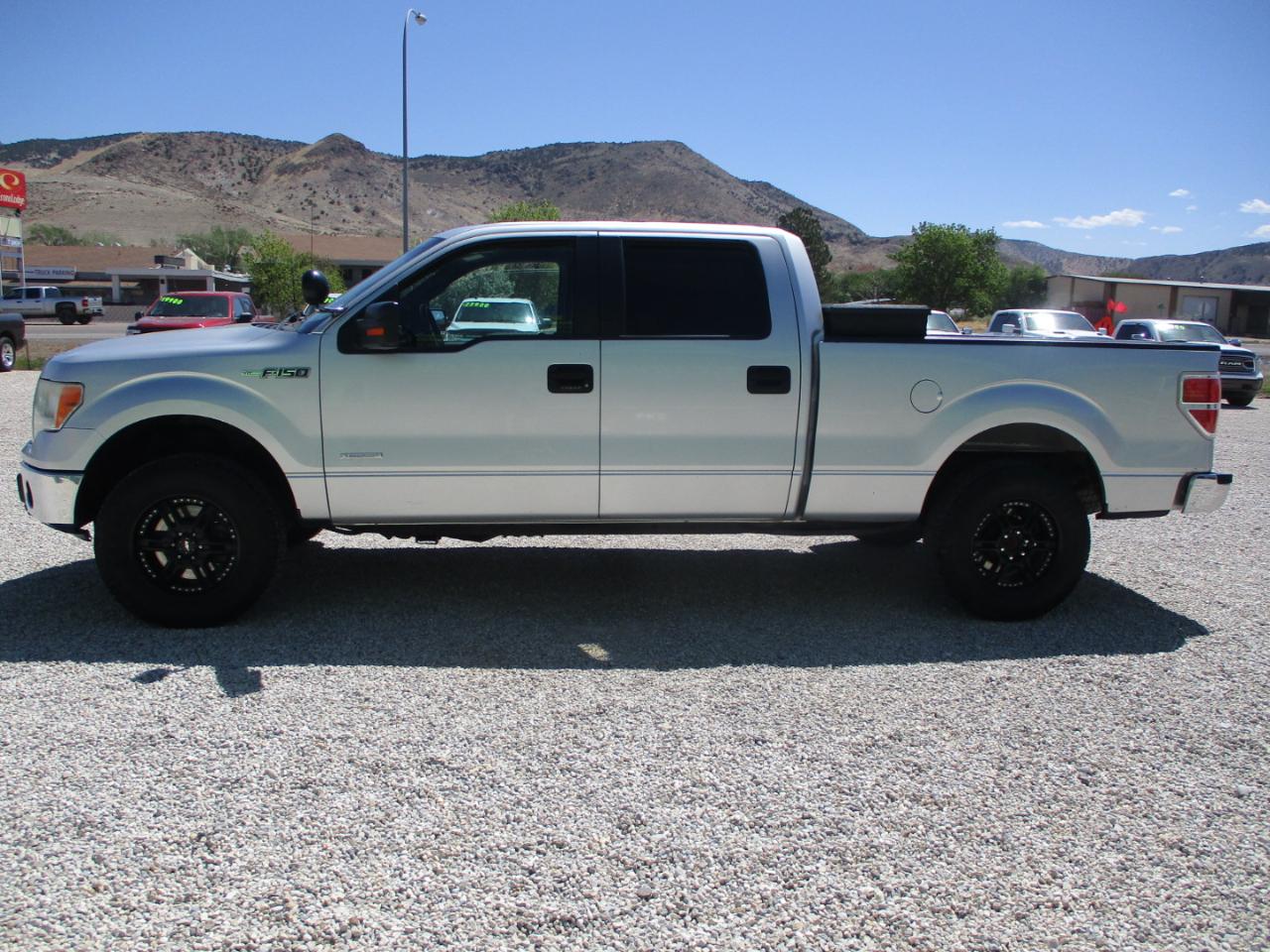 Ford F-150 4WD SuperCrew 145" XLT 2013