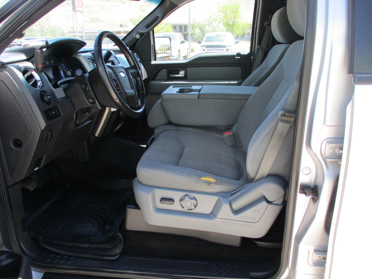 Ford F-150 4WD SuperCrew 145" XLT 2013