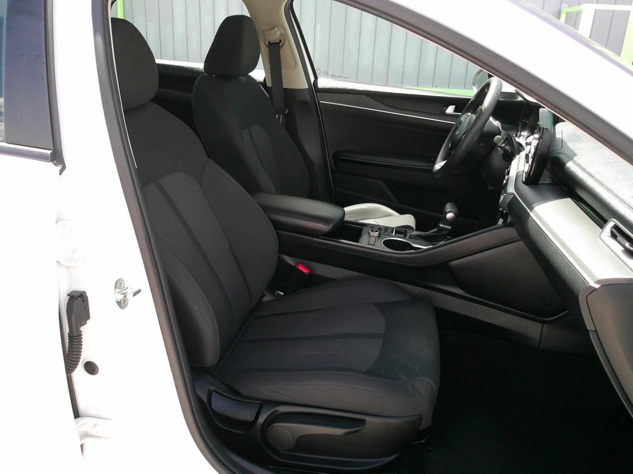 Kia K5 LXS 2023
