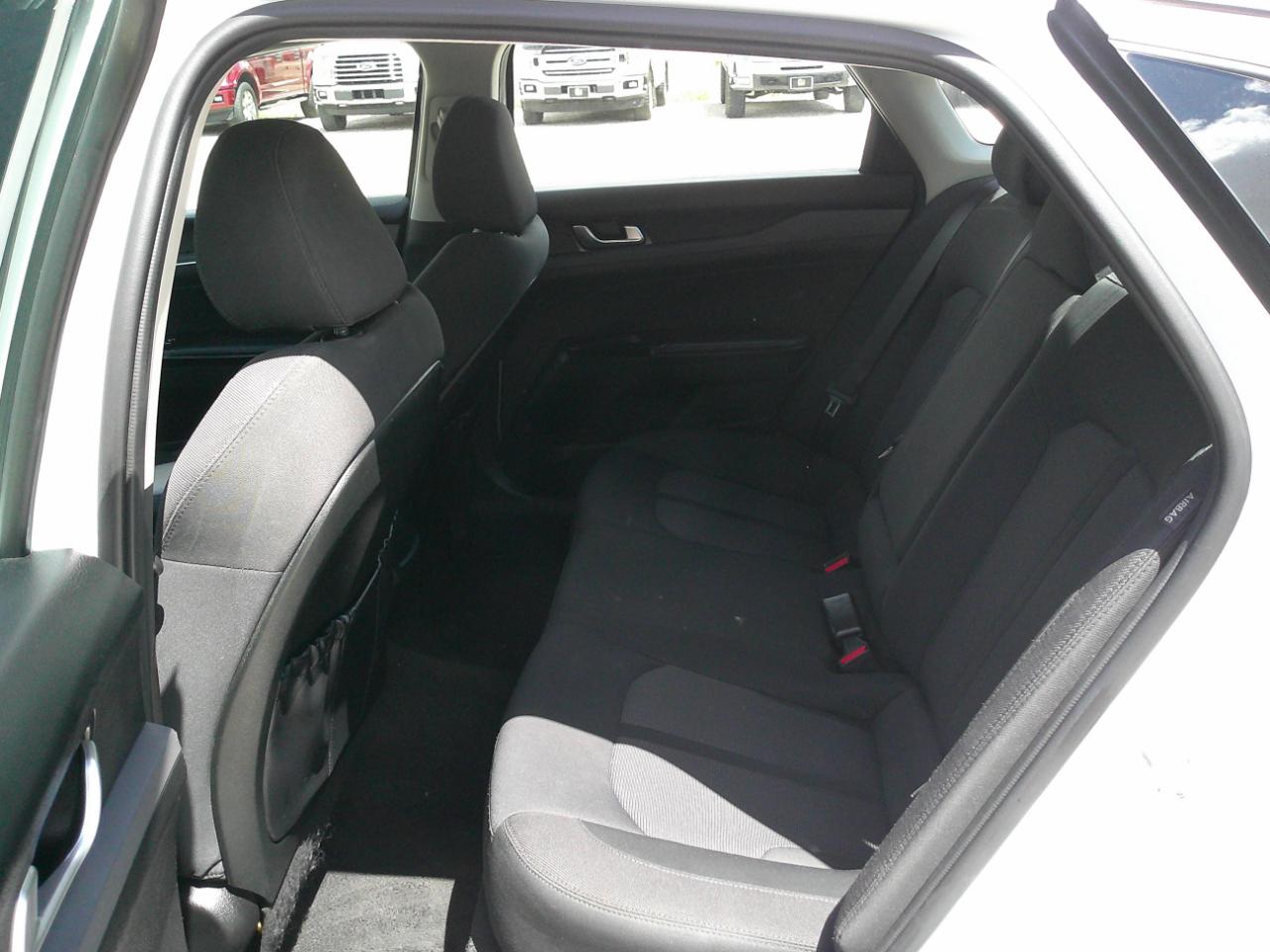 Kia K5 LXS 2023