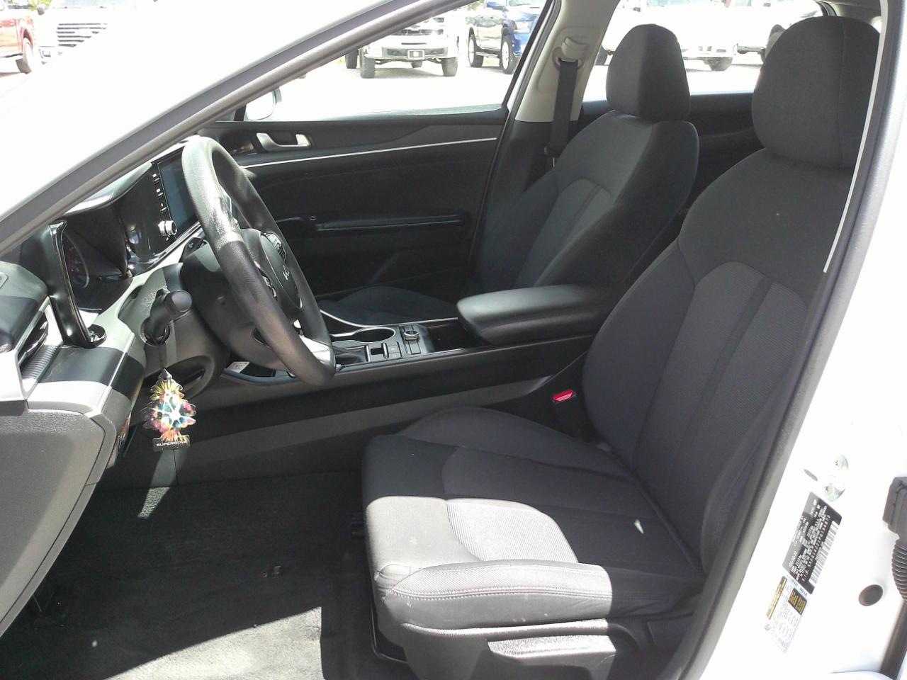 Kia K5 LXS 2023