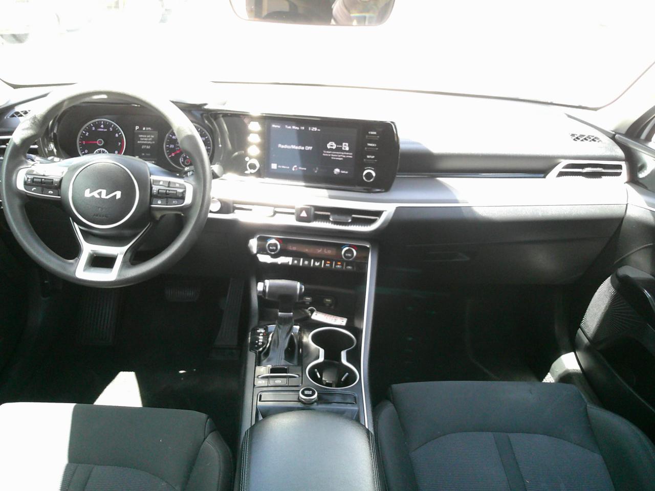Kia K5 LXS 2023