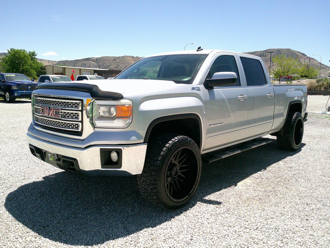 GMC Sierra 1500 SLE Crew Cab Long Box 4WD 2014