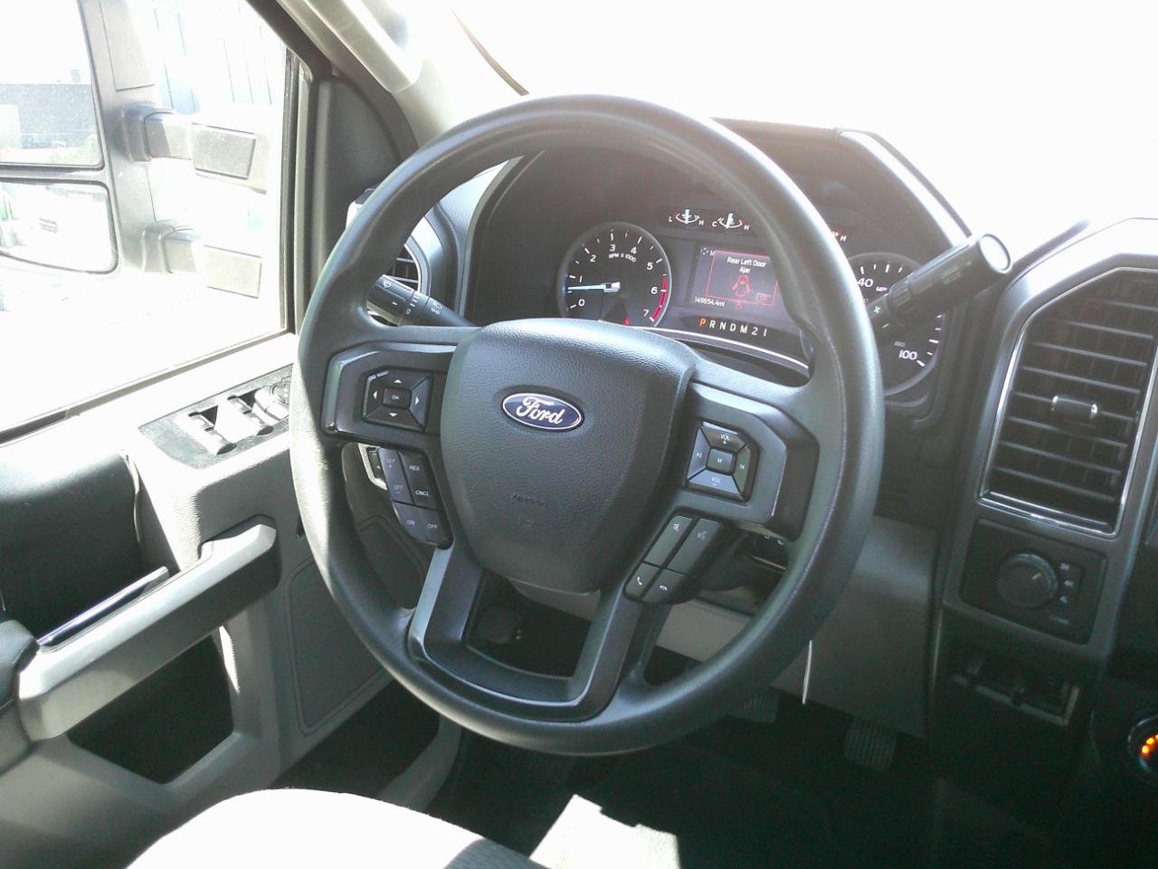 Ford F-250 SD XLT Crew Cab 4WD 2020