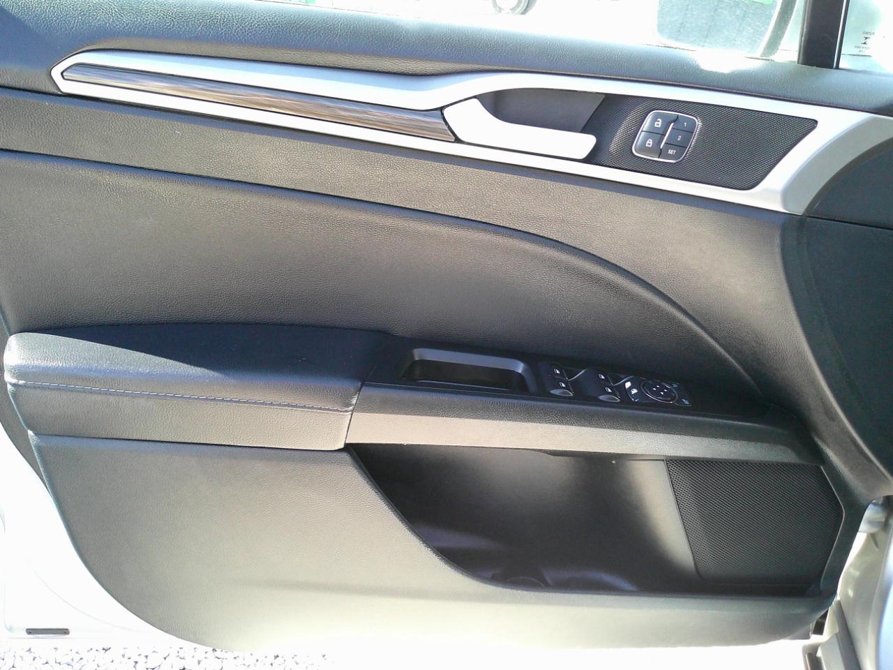 Ford Fusion SEL 2020