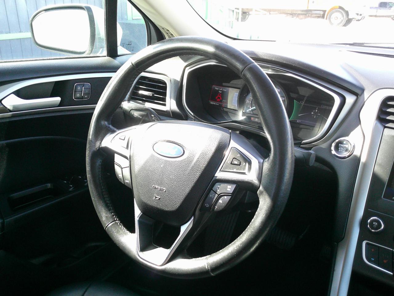 Ford Fusion SEL 2020