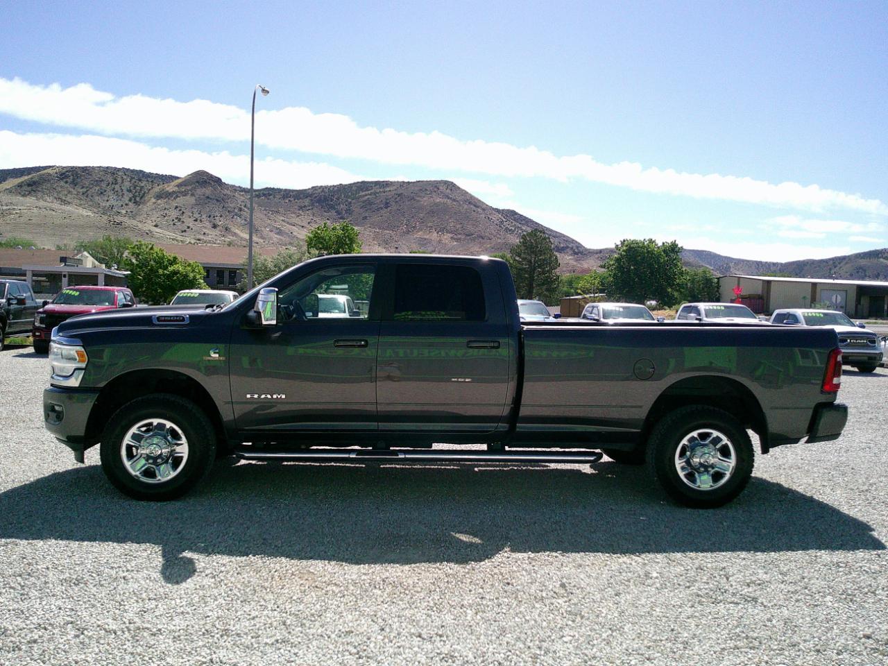 RAM 3500 Laramie Crew Cab LWB 4WD 2024