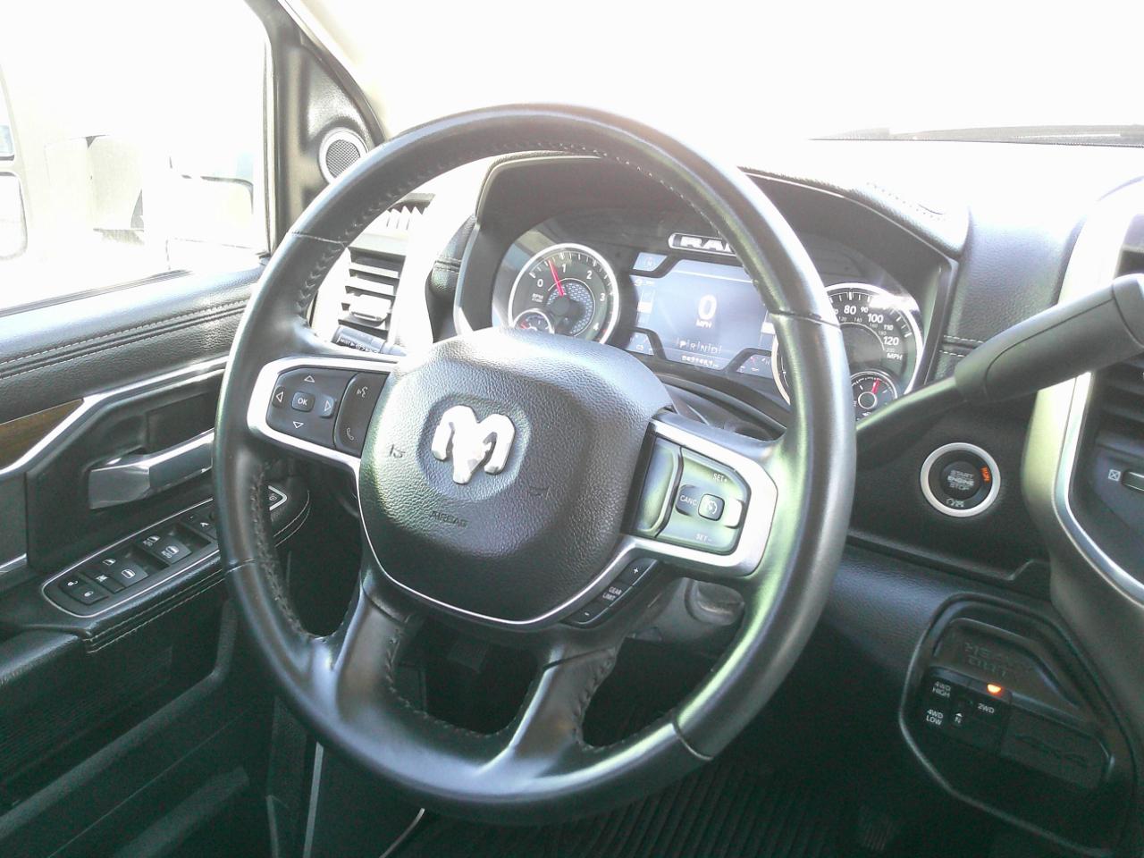 RAM 3500 Laramie Crew Cab LWB 4WD 2024