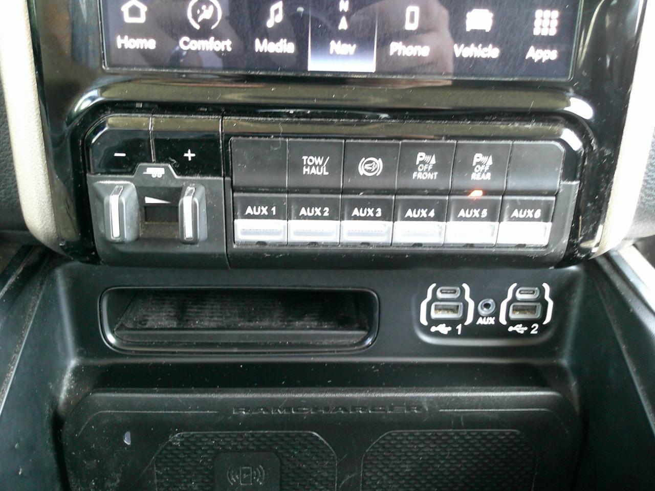 RAM 3500 Laramie Crew Cab LWB 4WD 2024