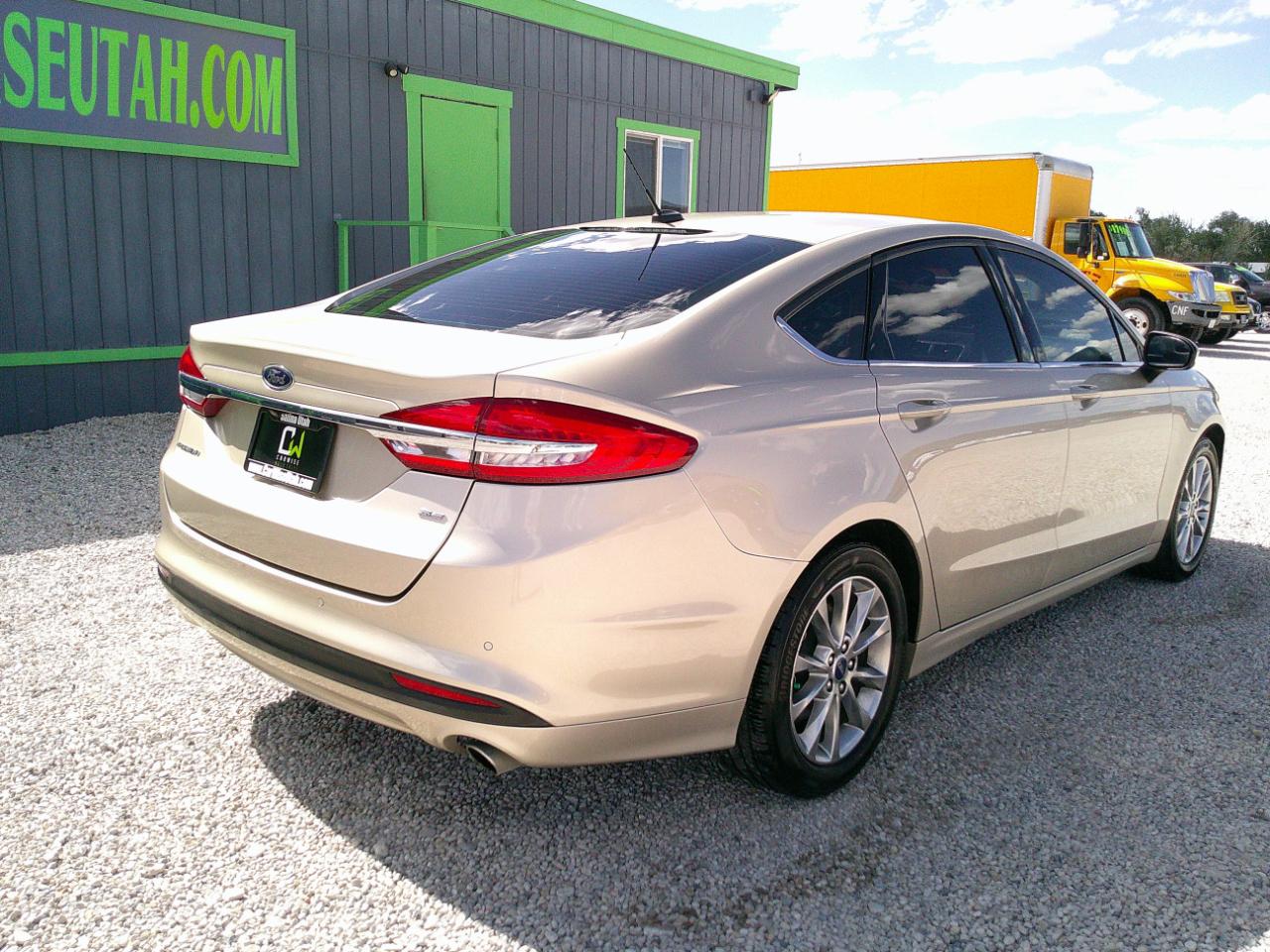 Ford Fusion SE 2017