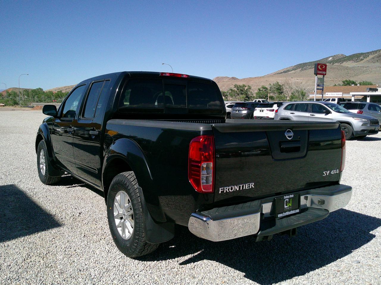 Nissan Frontier SV Crew Cab 4WD 2019