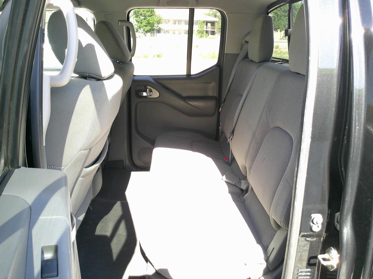 Nissan Frontier SV Crew Cab 4WD 2019