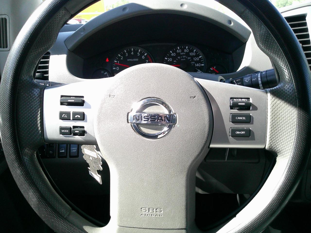 Nissan Frontier SV Crew Cab 4WD 2019