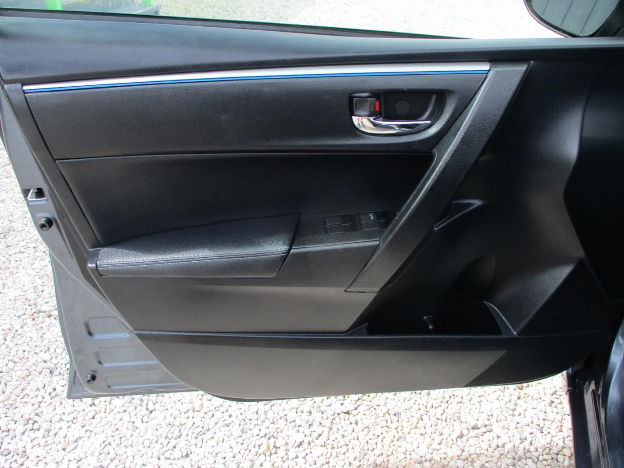Toyota Corolla LE Eco CVT 2015