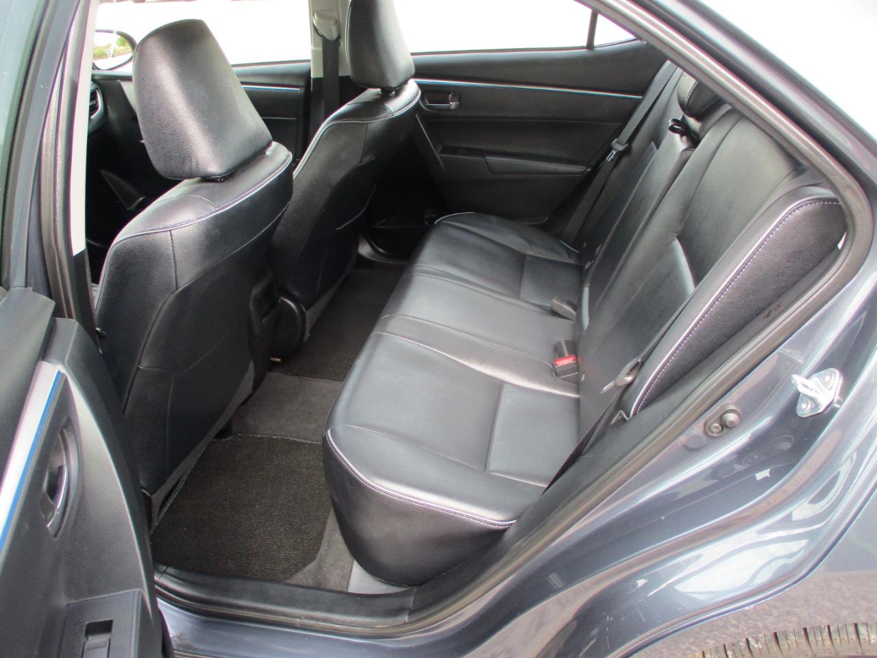 Toyota Corolla LE Eco CVT 2015
