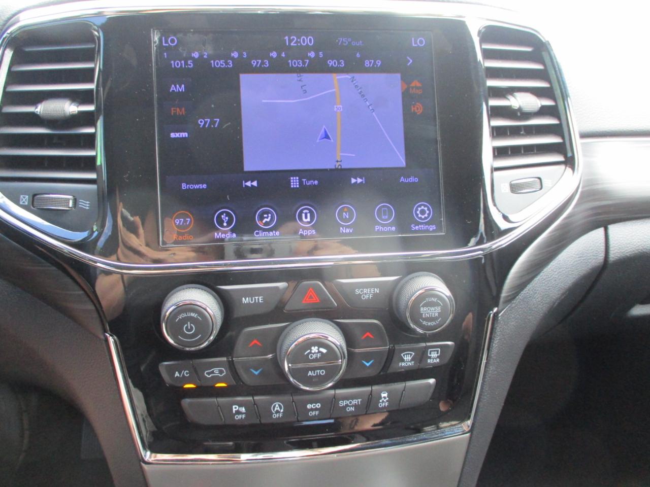 Jeep Grand Cherokee Laredo 4WD 2019