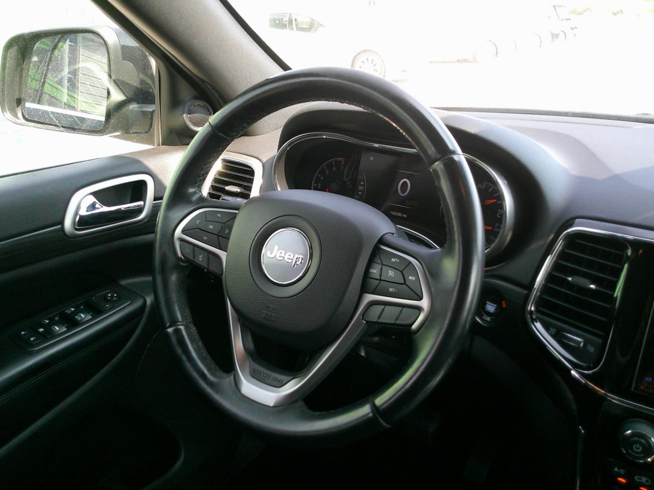 Jeep Grand Cherokee Laredo 4WD 2019