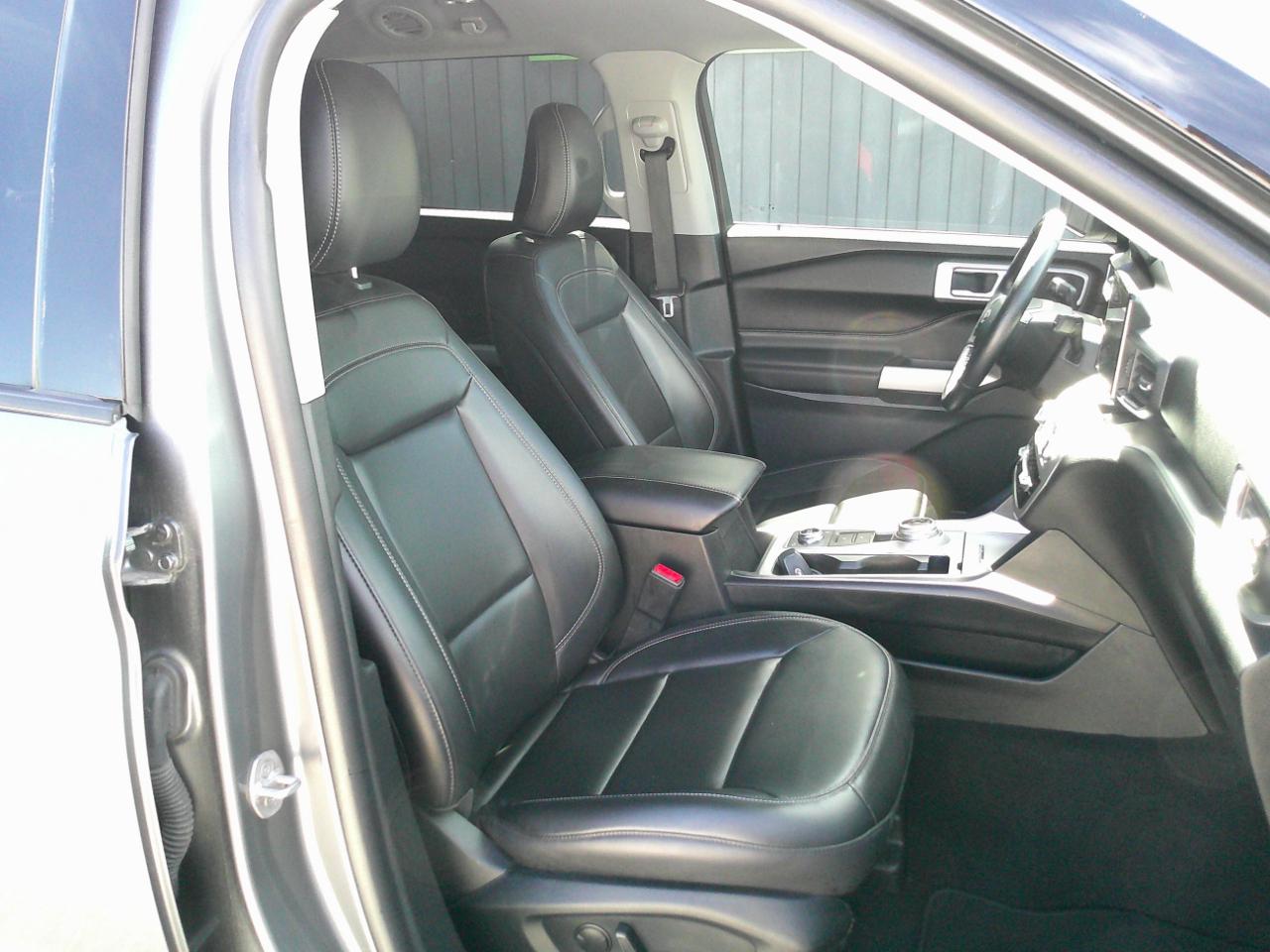 Ford Explorer XLT AWD 2022