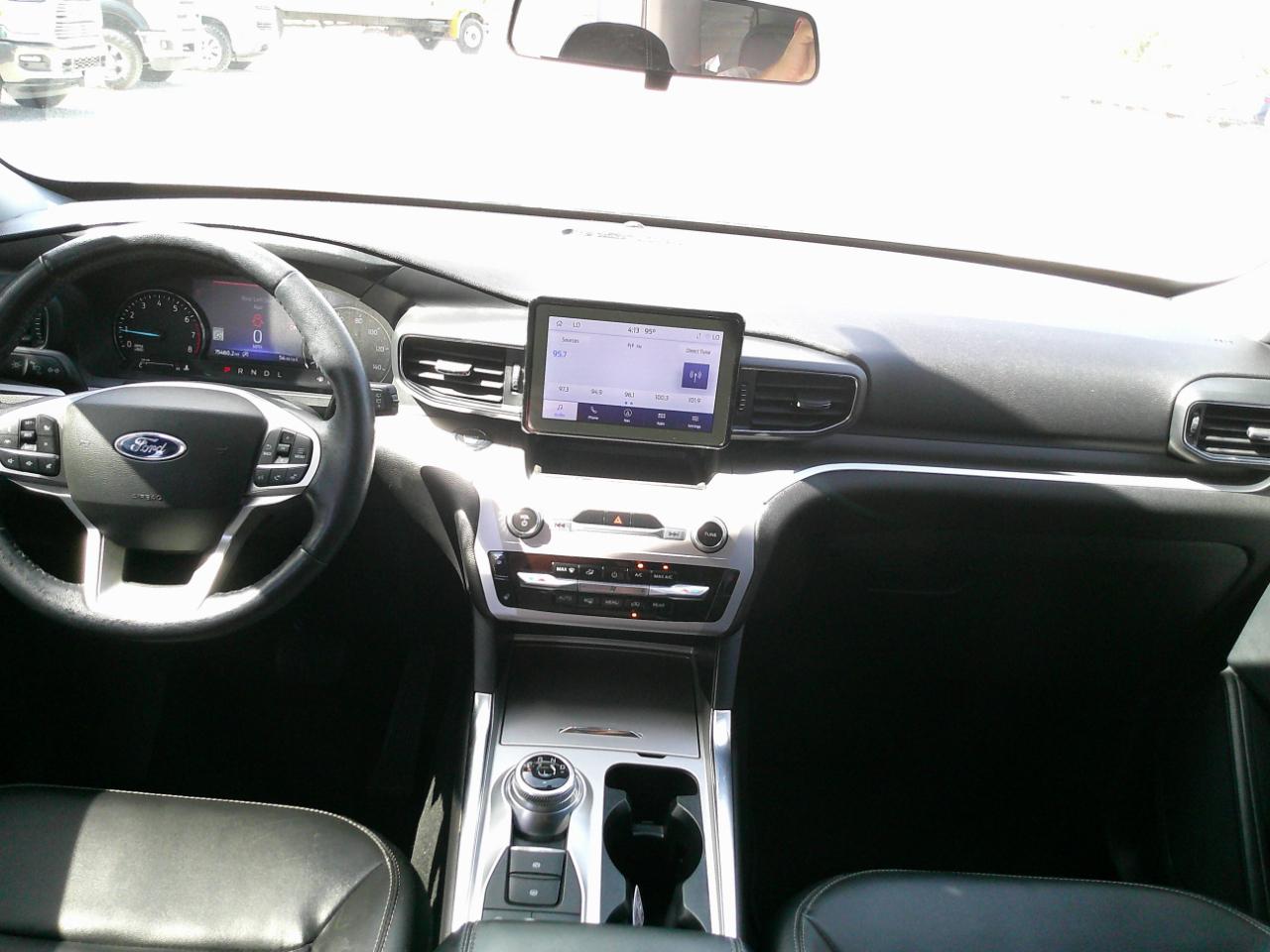 Ford Explorer XLT AWD 2022