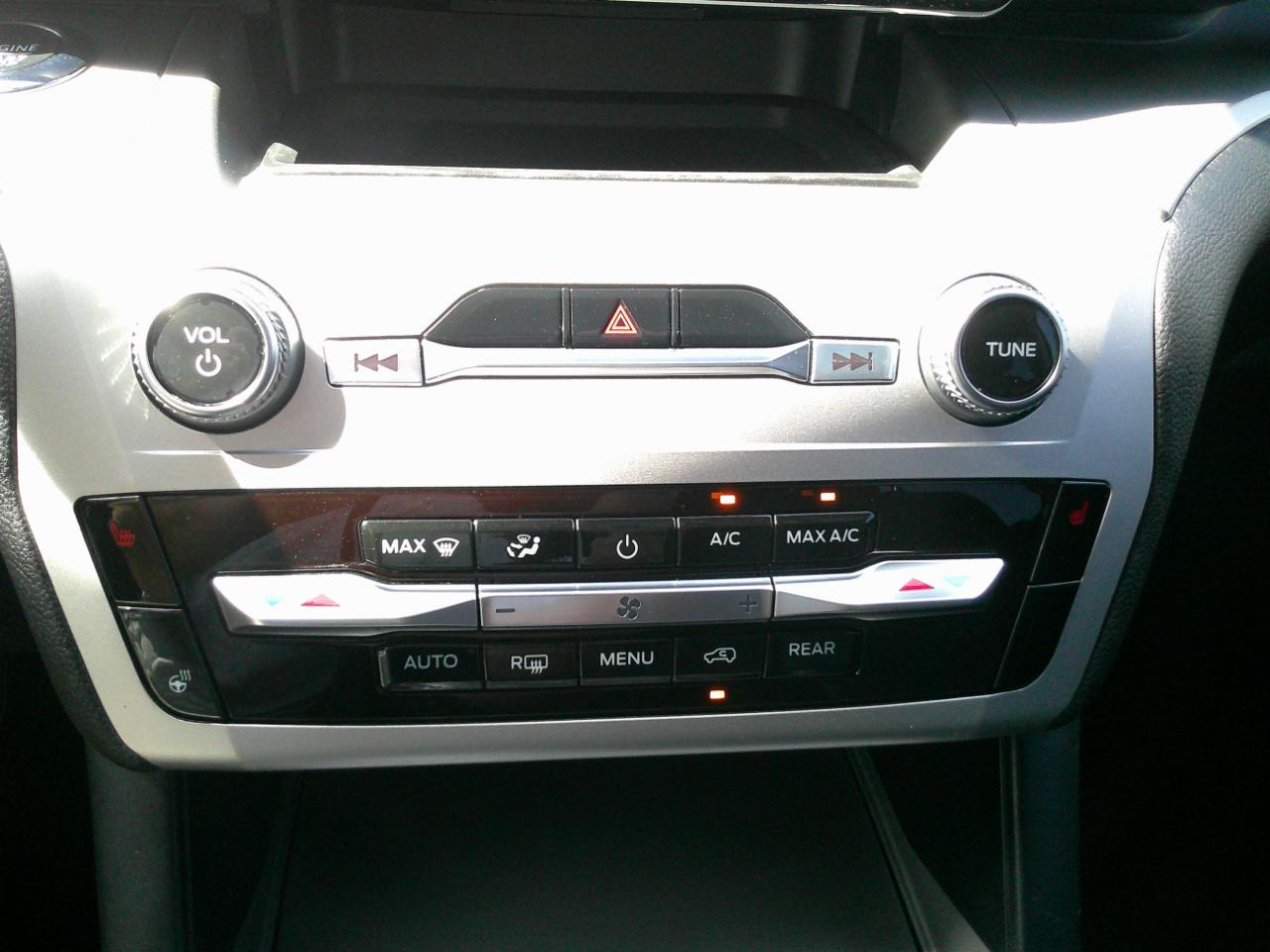 Ford Explorer XLT AWD 2022