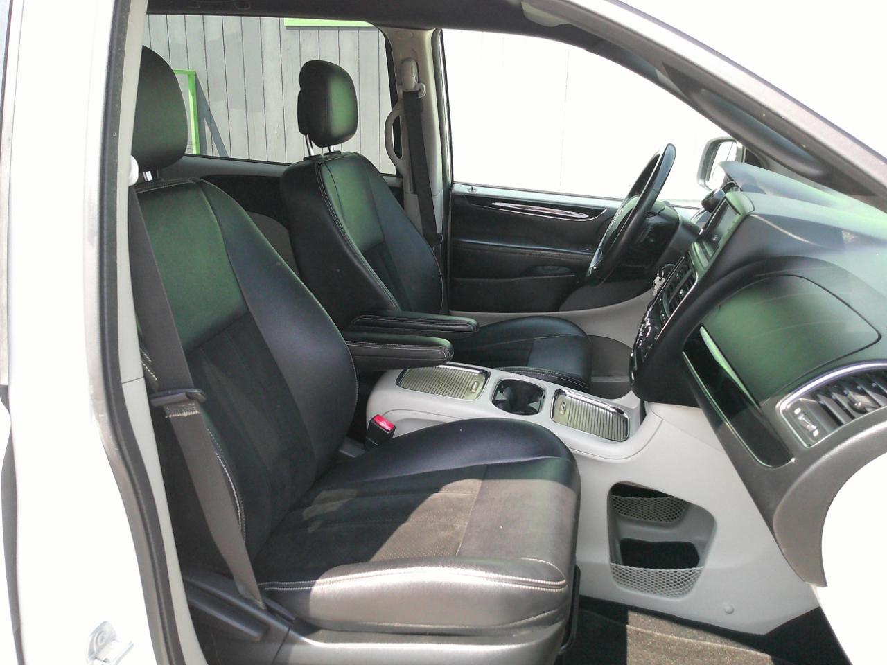 Dodge Grand Caravan SXT 2017