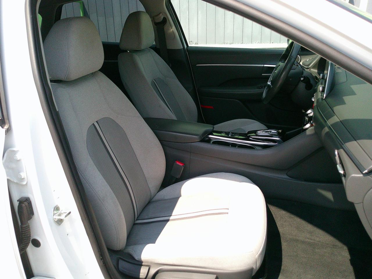 Hyundai Sonata SEL Convenience FWD 2021