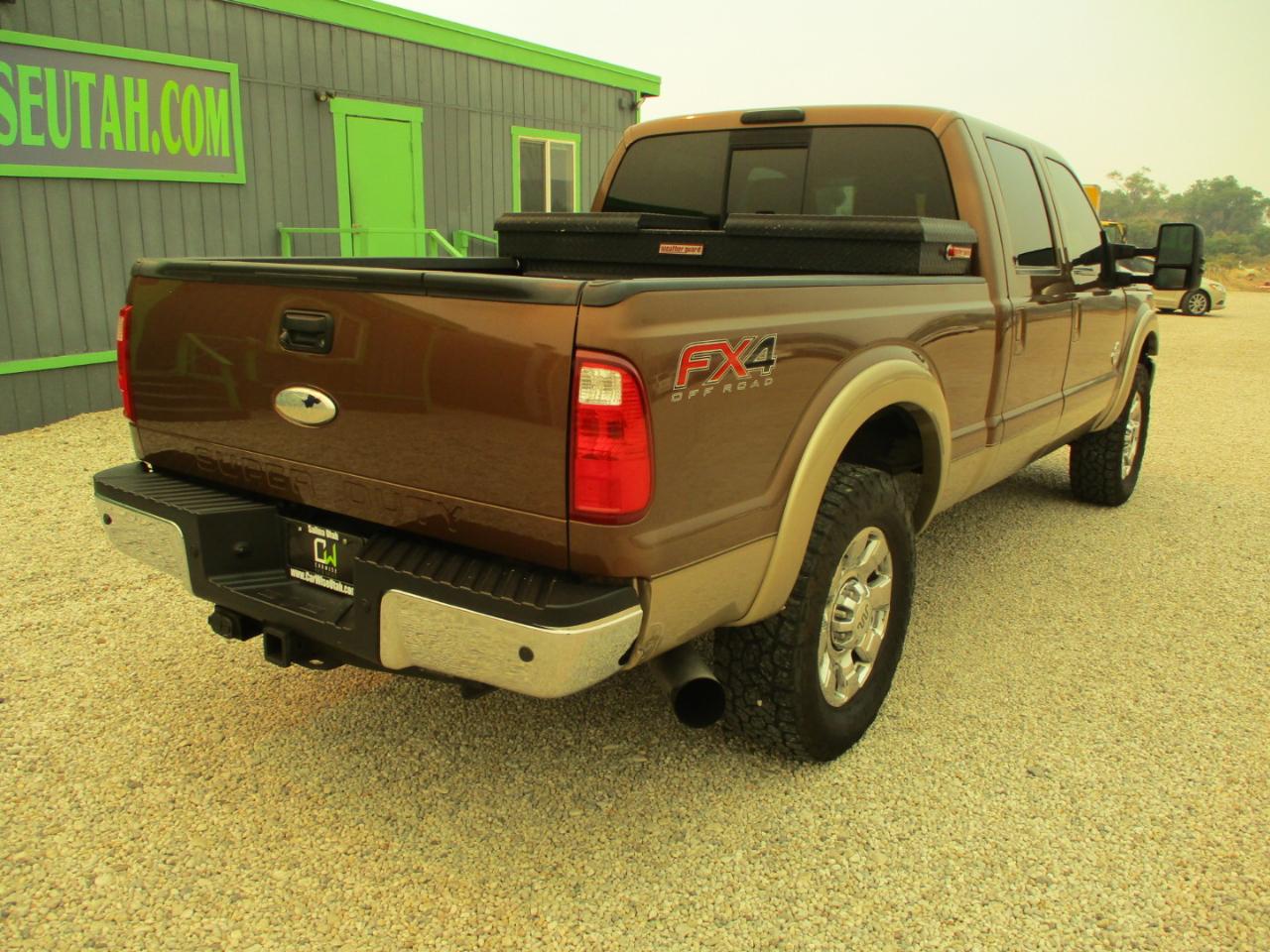 Ford F-250 SD Lariat Crew Cab 4WD 2012