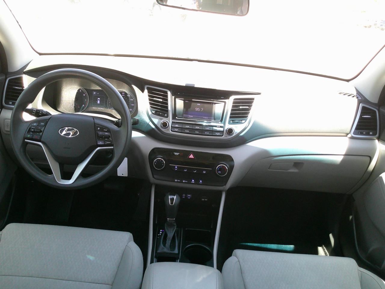 Hyundai Tucson SE w/Popular Package AWD 2016