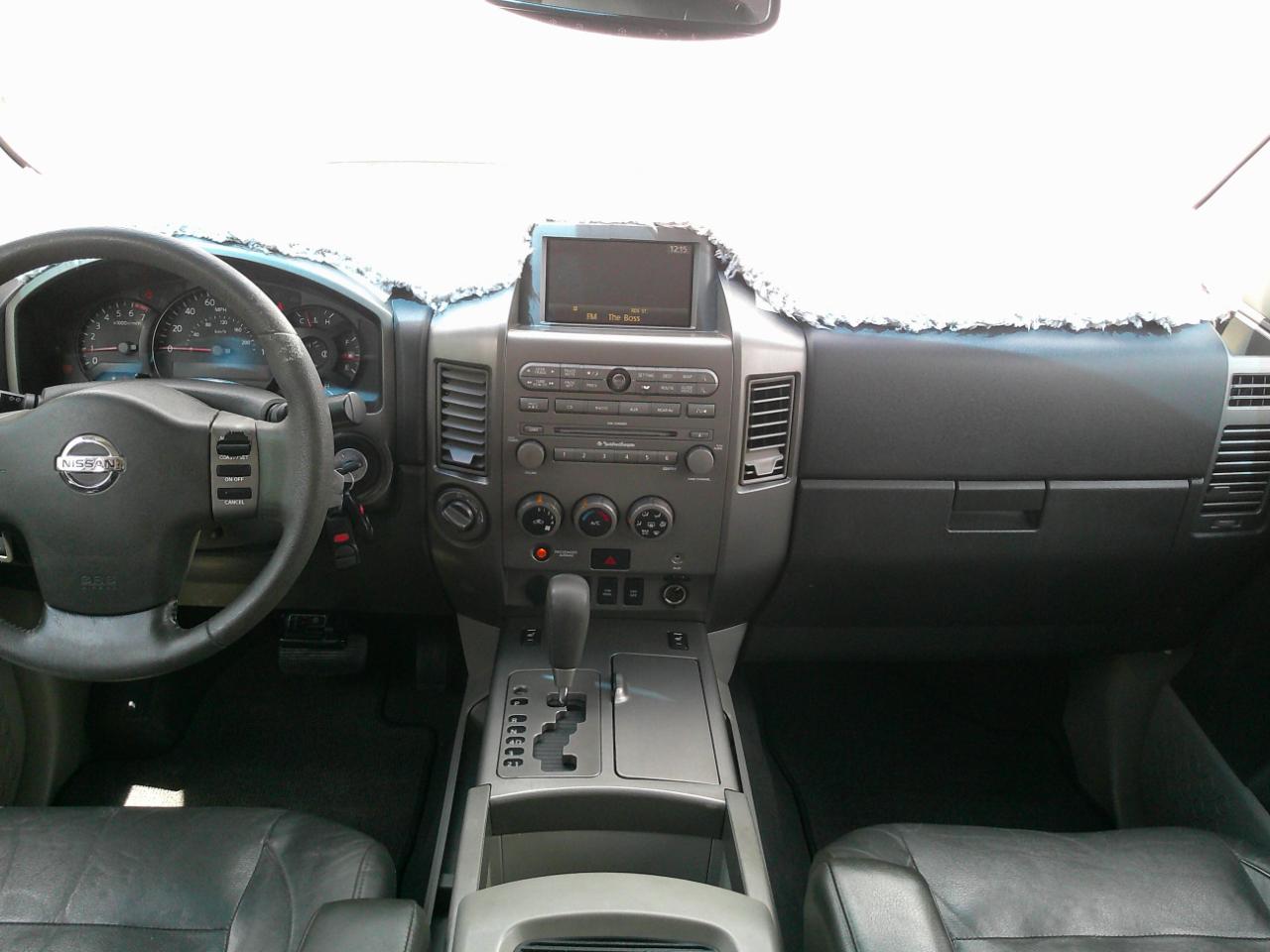 Nissan Titan LE Crew Cab 4WD 2004