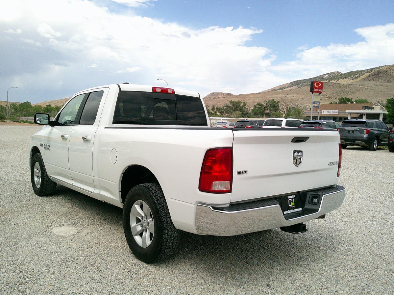 RAM 1500 SLT Quad Cab 4WD 2017