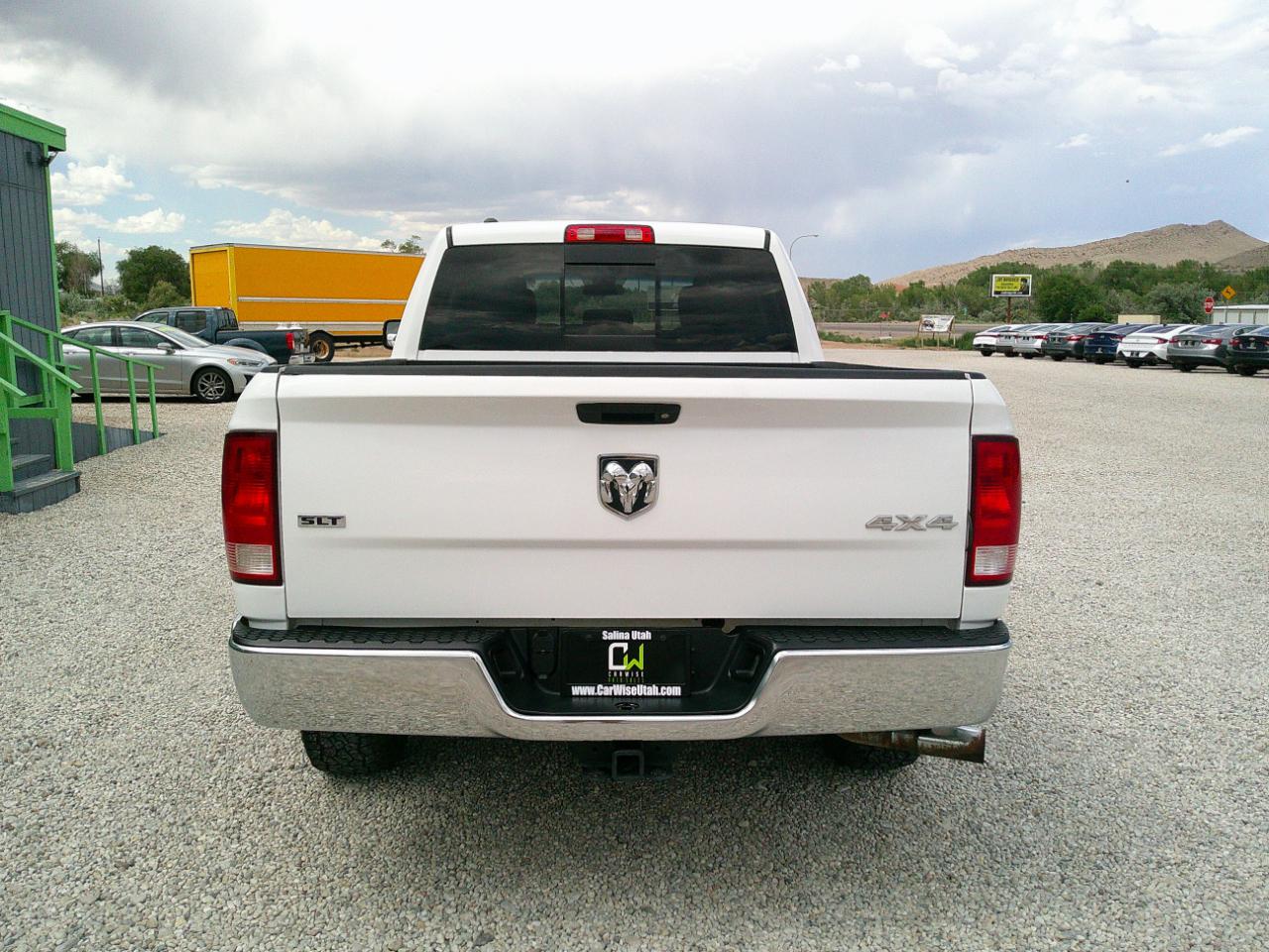 RAM 1500 SLT Quad Cab 4WD 2017