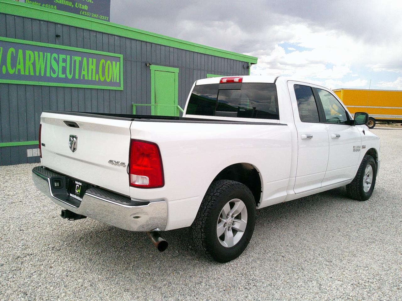 RAM 1500 SLT Quad Cab 4WD 2017