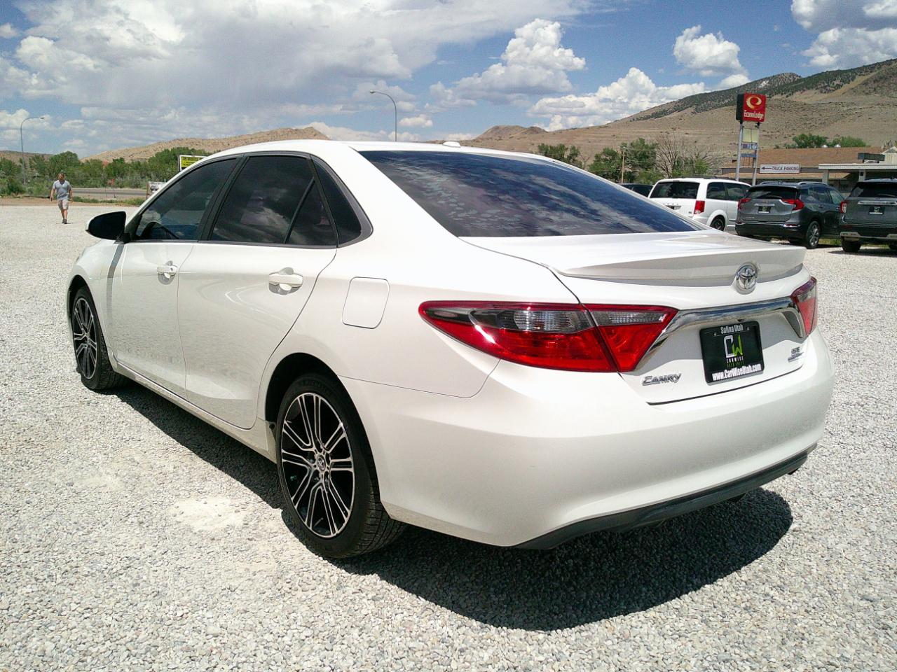 Toyota Camry SE 2016