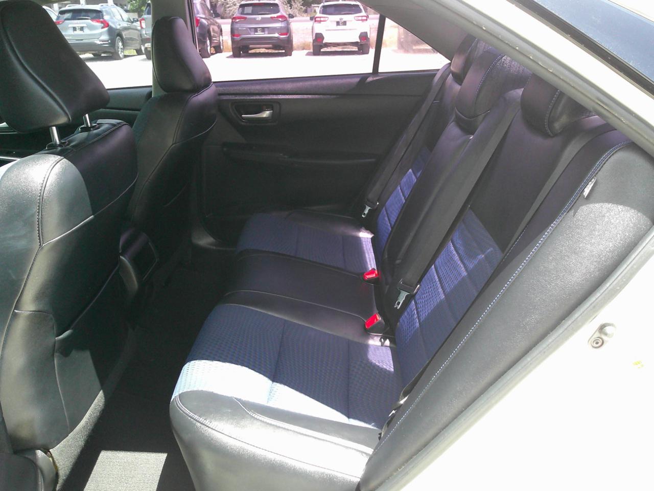 Toyota Camry SE 2016