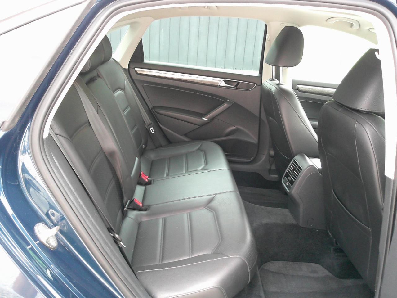 Volkswagen Passat SE 2018