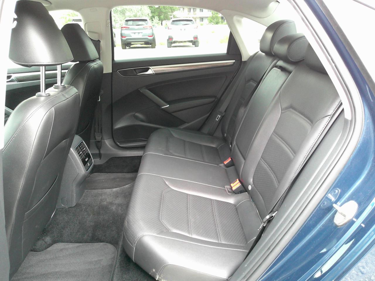 Volkswagen Passat SE 2018