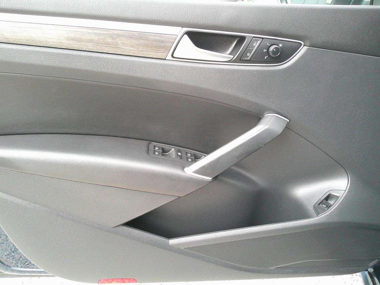Volkswagen Passat SE 2018