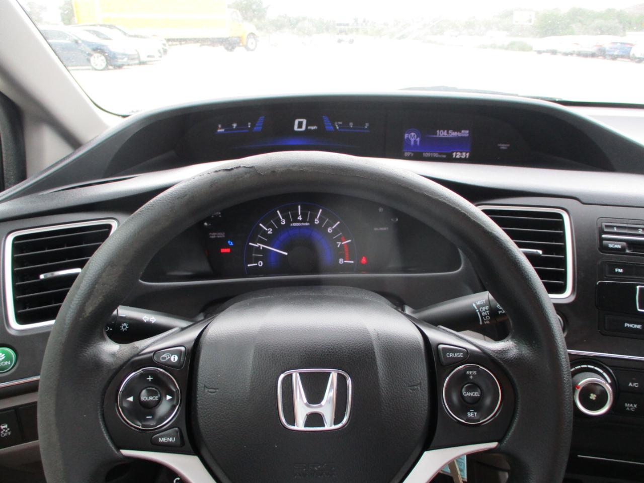 Honda Civic LX Sedan 5-Speed MT 2015