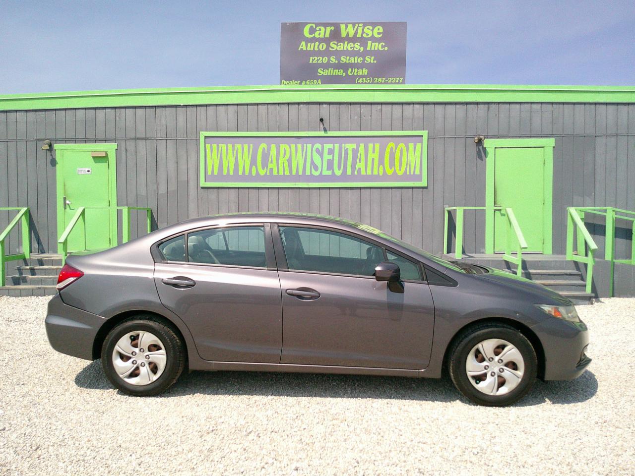 Honda Civic LX Sedan 5-Speed MT 2015
