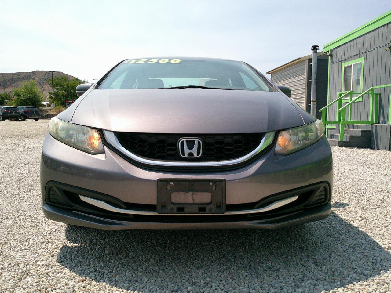 Honda Civic LX Sedan 5-Speed MT 2015