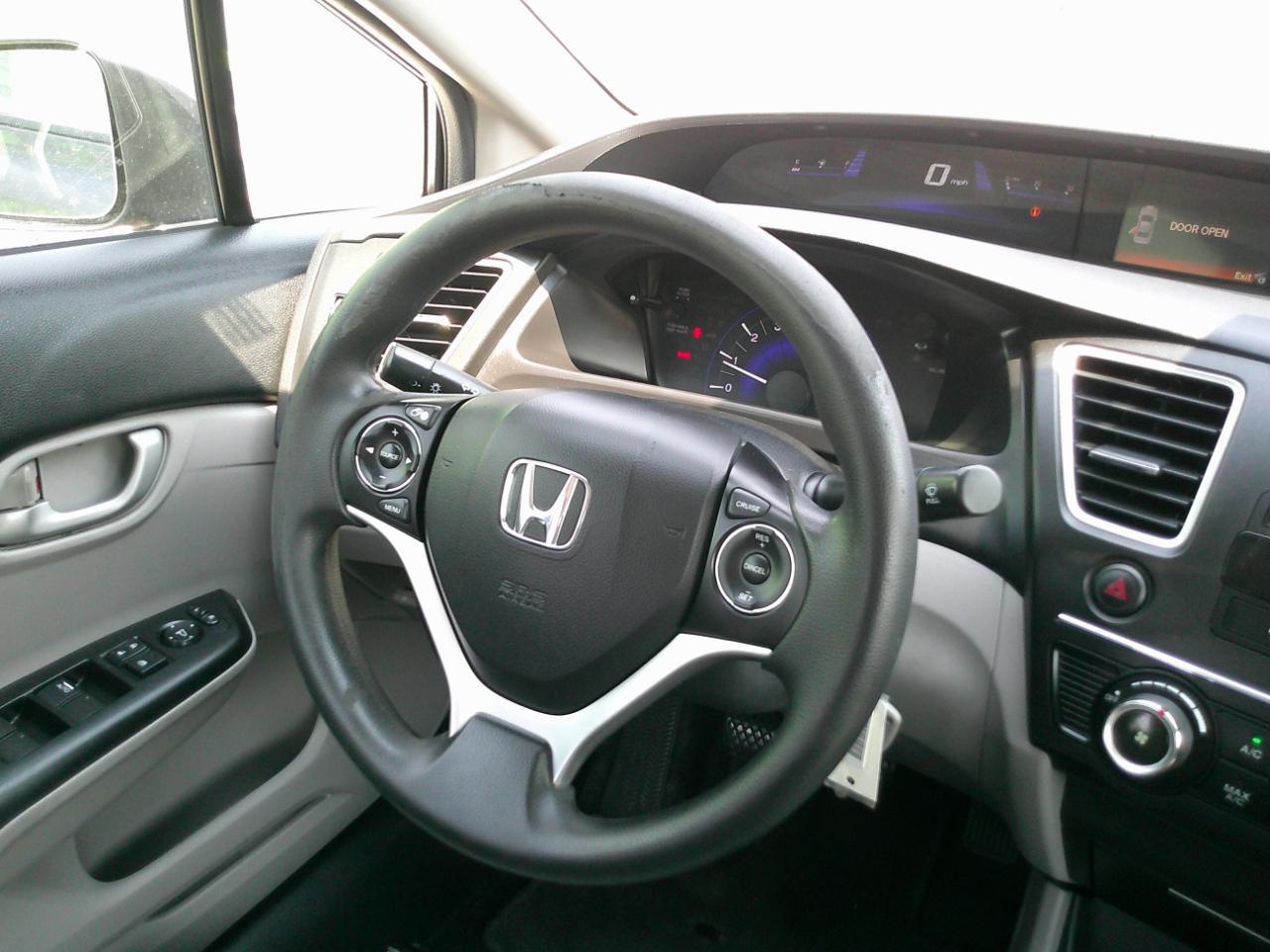 Honda Civic LX Sedan 5-Speed MT 2015