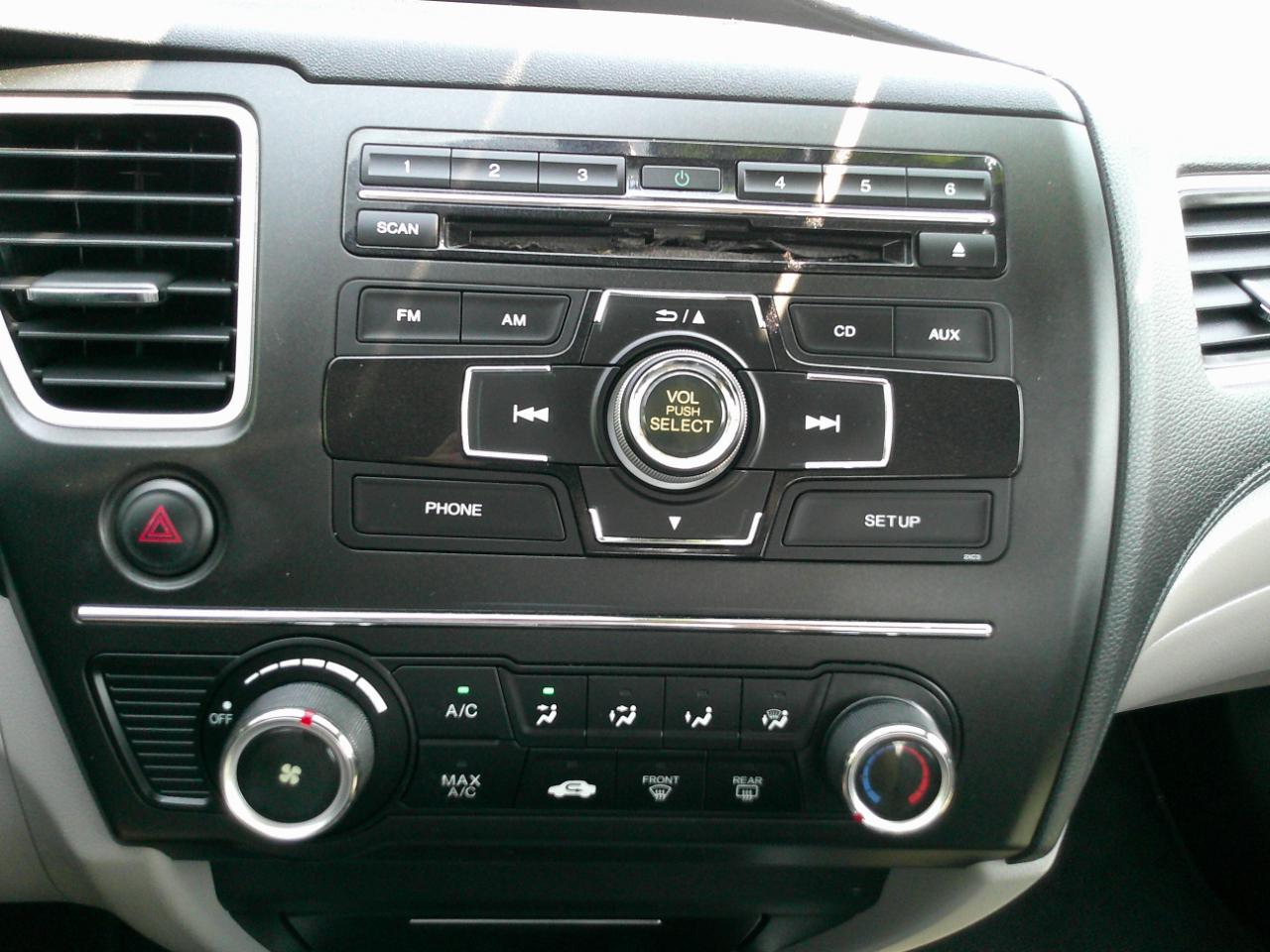 Honda Civic LX Sedan 5-Speed MT 2015