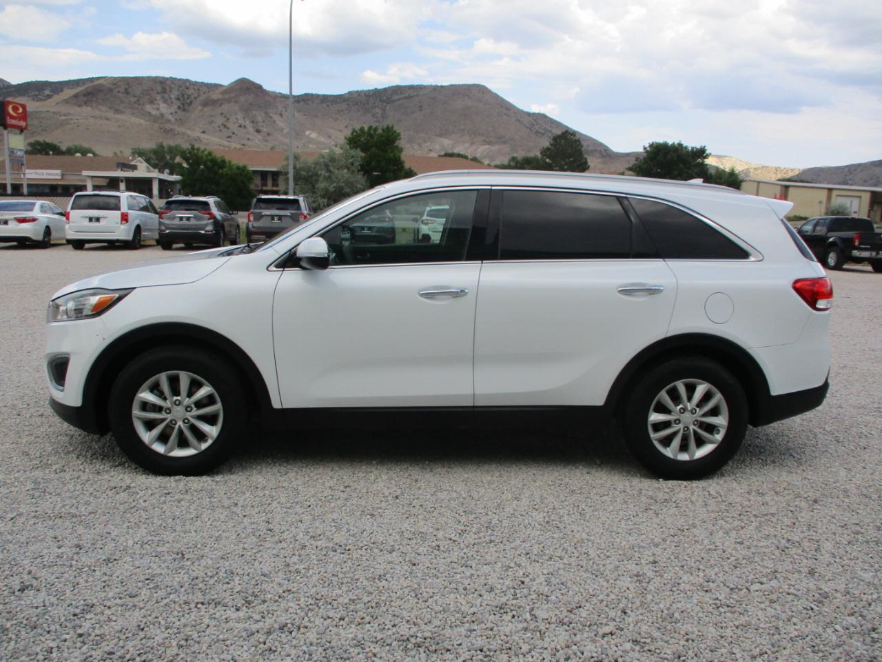 Kia Sorento LX 2WD 2016