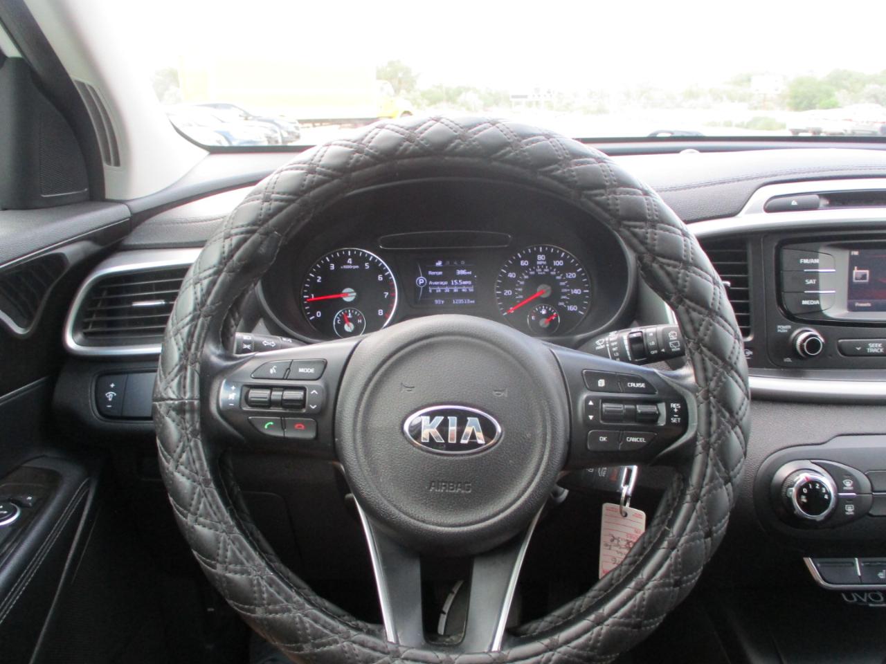 Kia Sorento LX 2WD 2016