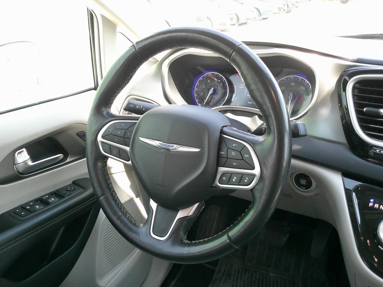 Chrysler Pacifica Touring-L 2021