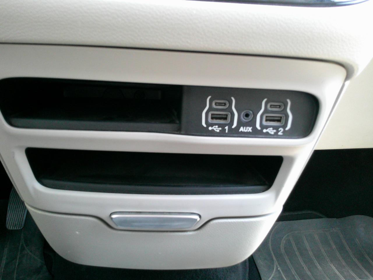 Chrysler Pacifica Touring-L 2021