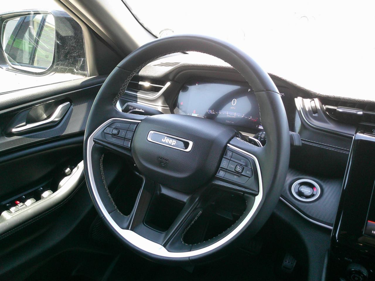 Jeep Grand Cherokee  2024