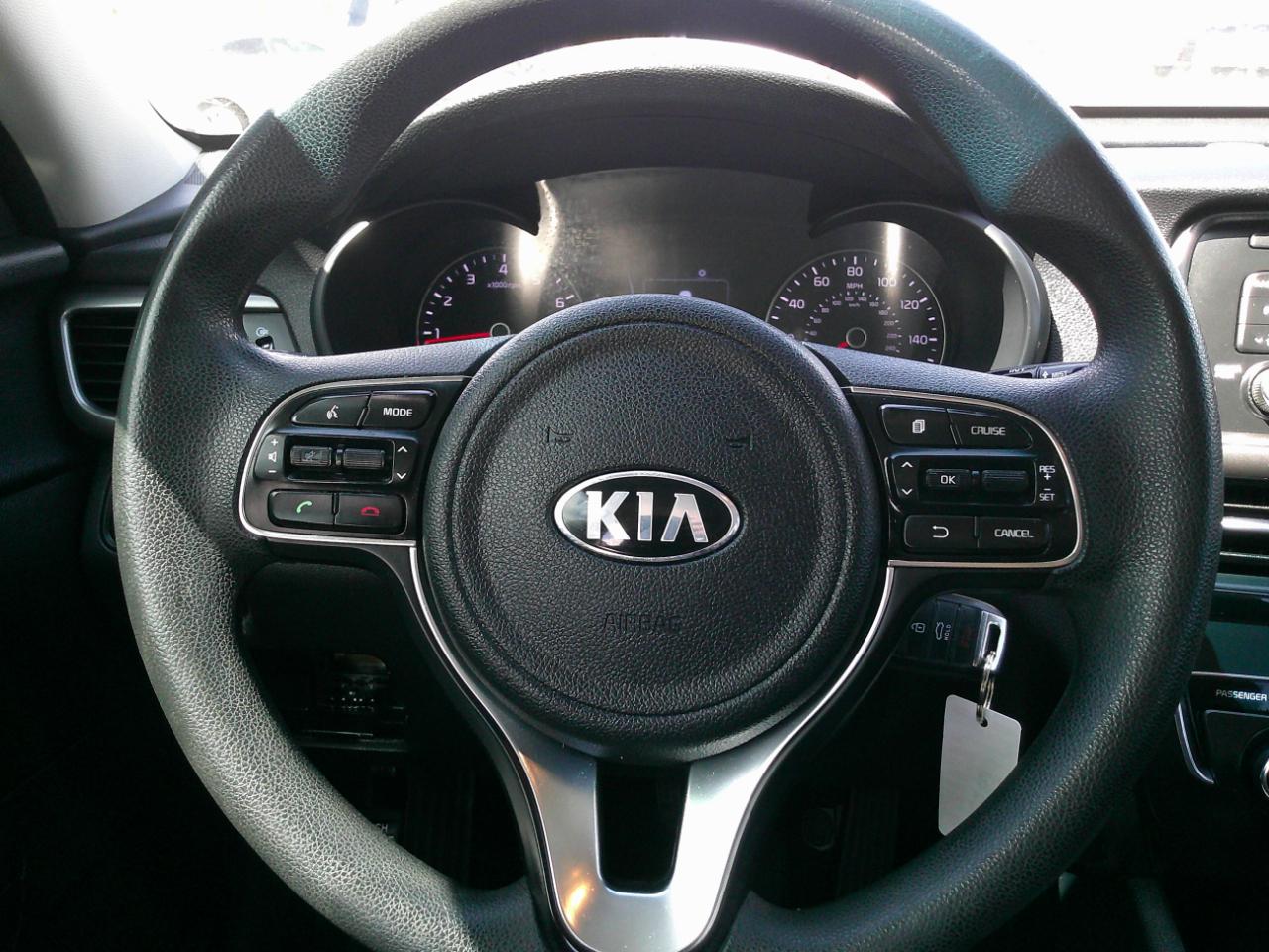 Kia Optima LX 2017